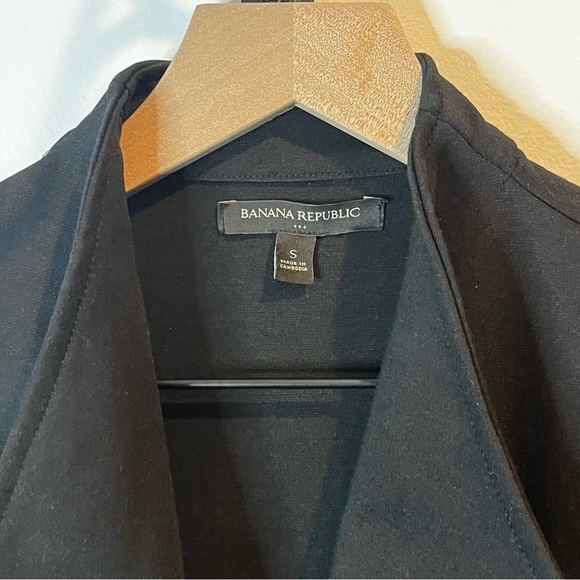 Women’s | Banana Republic Black Business Blazer | Small - Picture 6 of 9